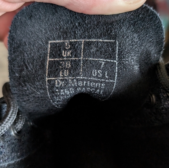 Dr. Martens 1460 Pascal Boot - Picture 6 of 6